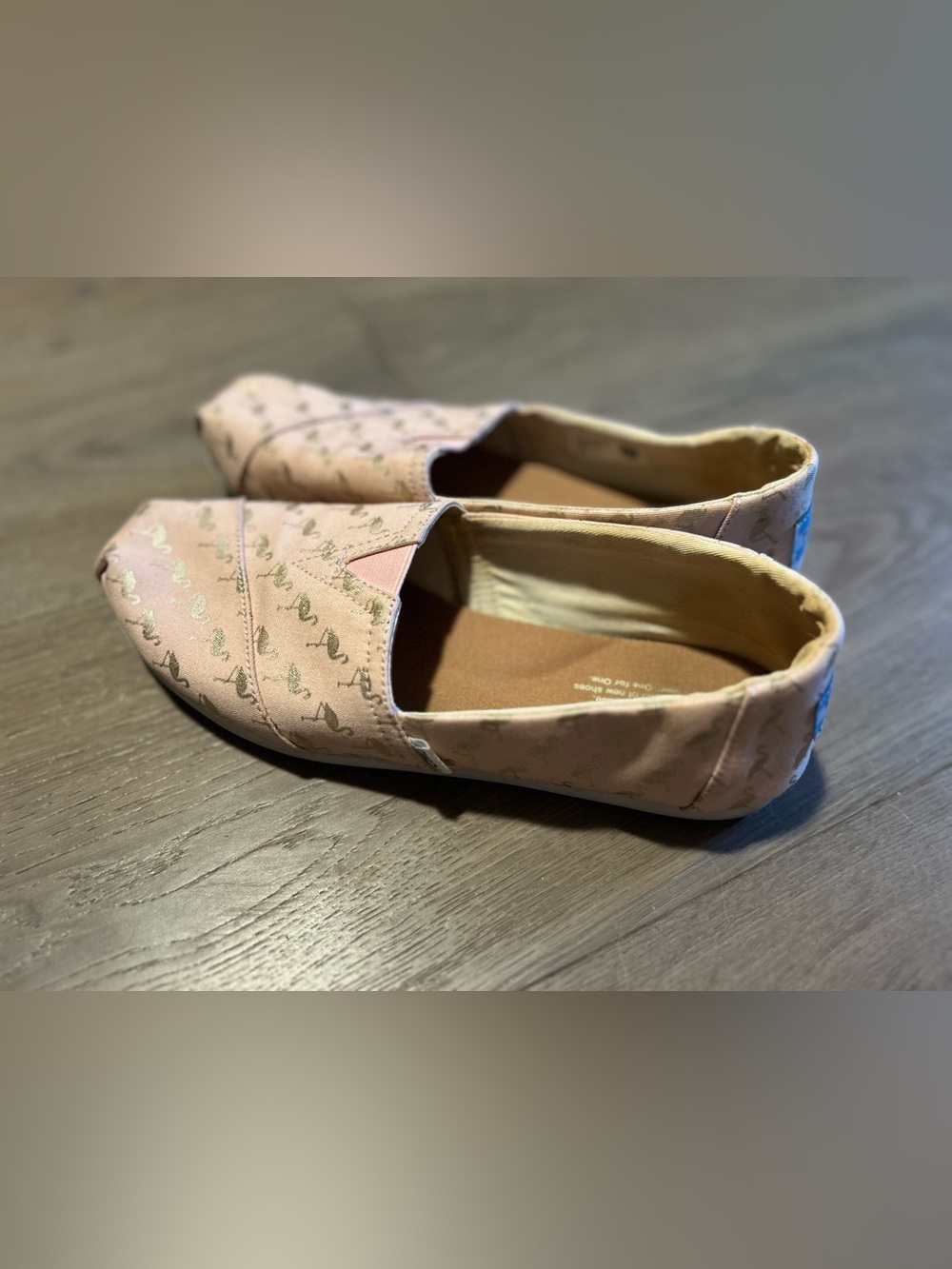 EUC Toms Flamingo Classics - Picture 11 of 14
